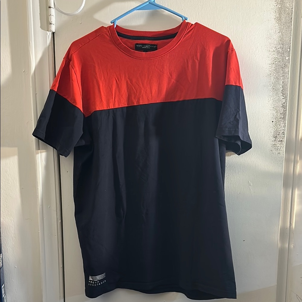 Men's Red and Black T-Shirt